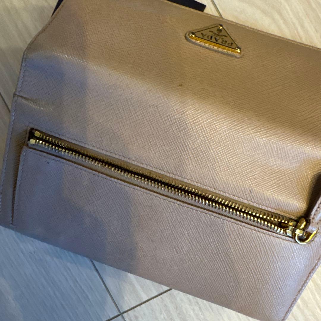 PRADA サフィアーノレザー 長財布 ベージュ