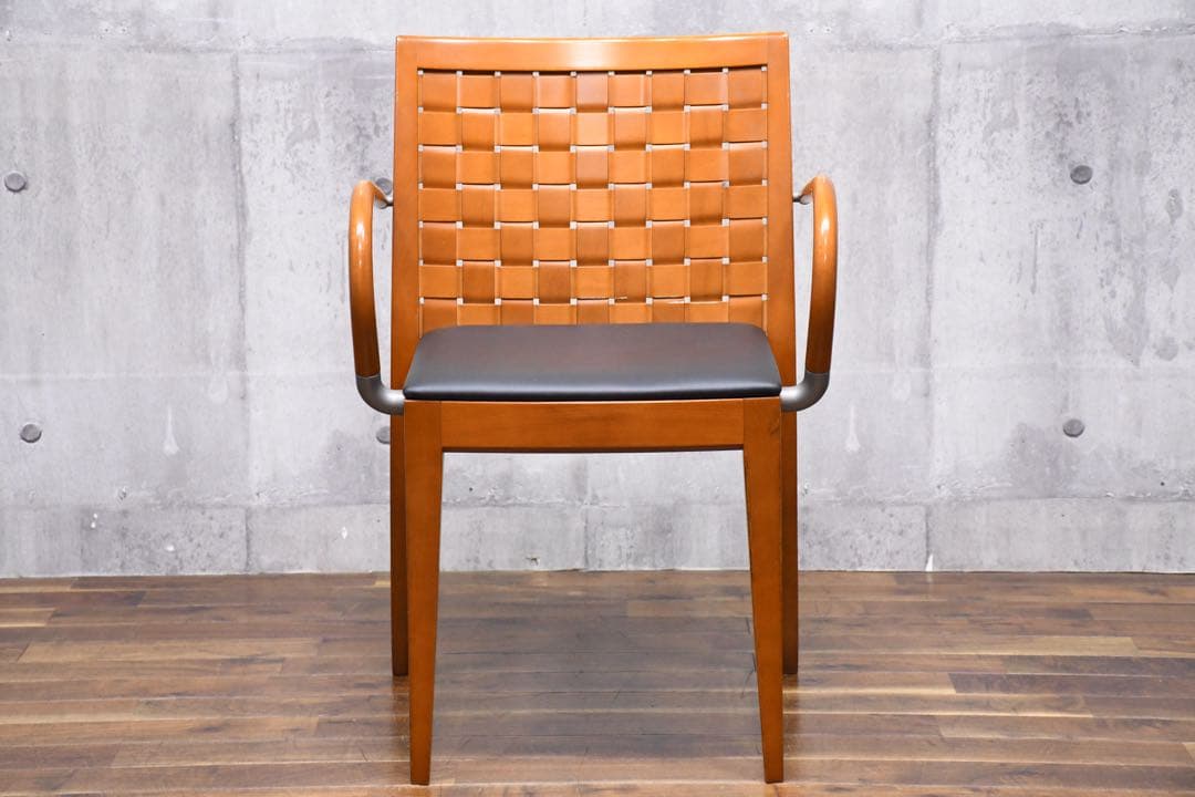 EJI57 アルフレックス LUCA アームチェア ダイニングチェア 川上元美