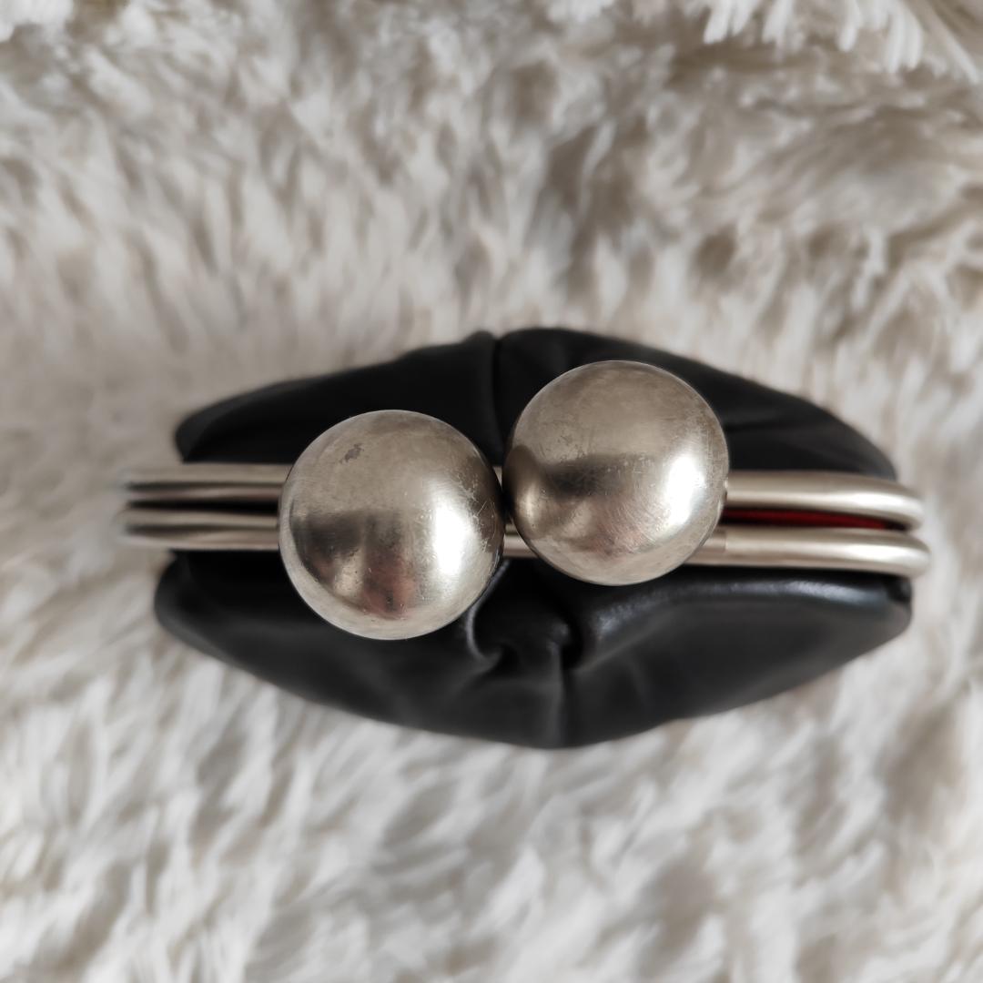 極美品！カワカワ×パピヨネコラボ がま口 財布 小銭入れ