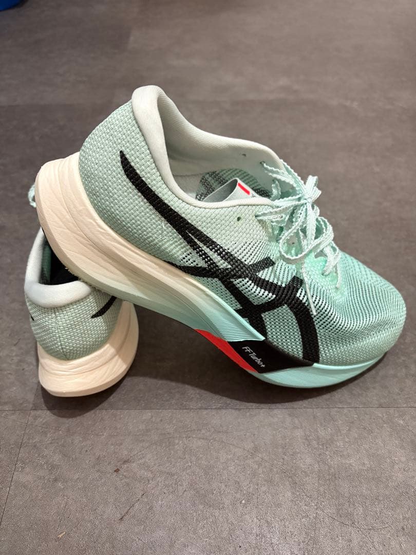 【値下げ中】asics メタスピードエッジParis