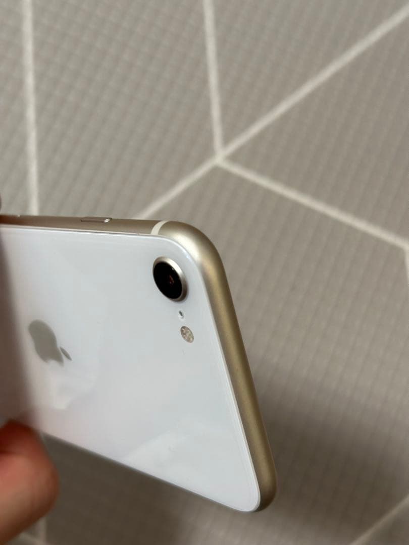 〈開封済未使用〉iPhoneSE 第3世代 64GB SIMフリー