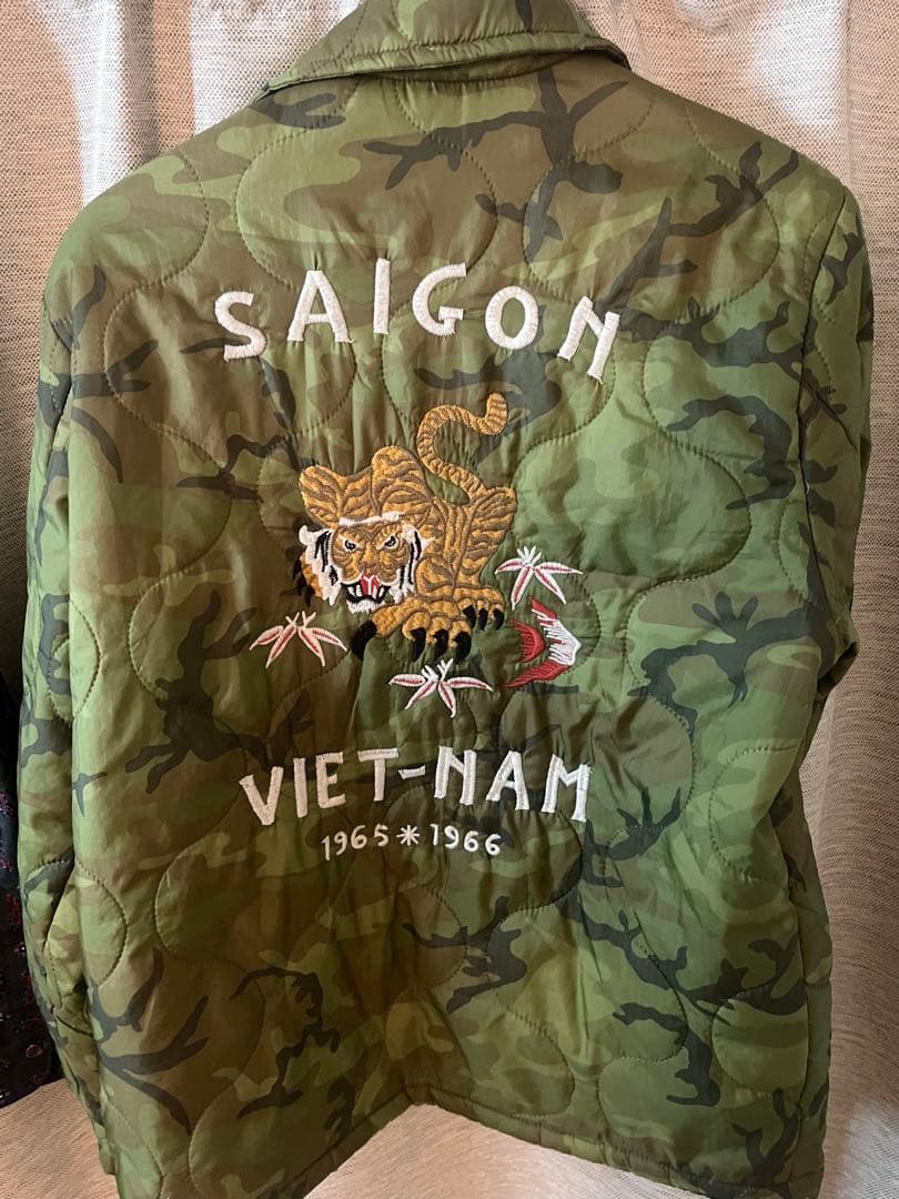m*0様 HOUSTON 迷彩柄 下り虎 刺繍 ミリタリージャケット ベトジャン