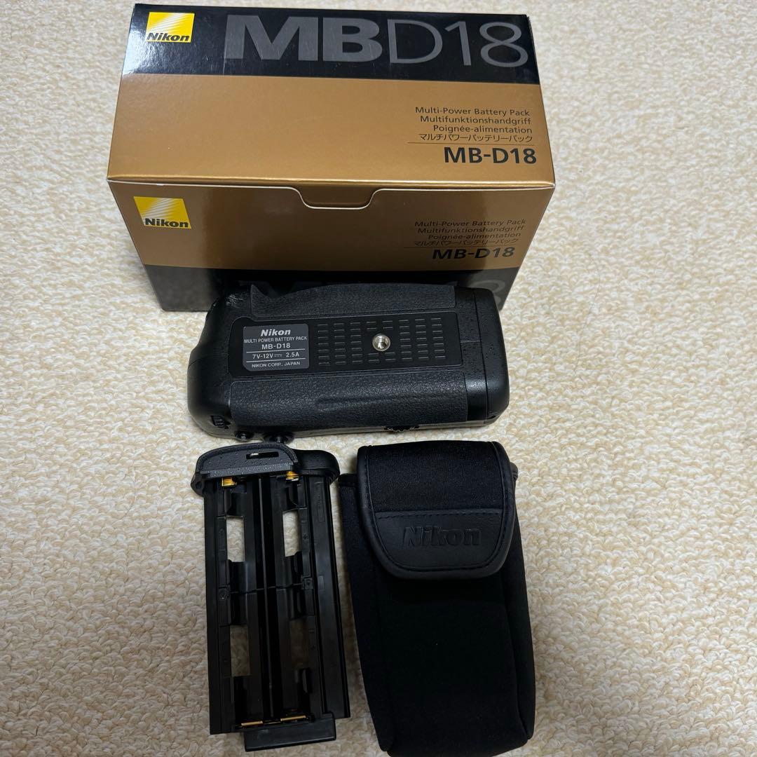 Nikon マルチパワーバッテリーパック MB-D18