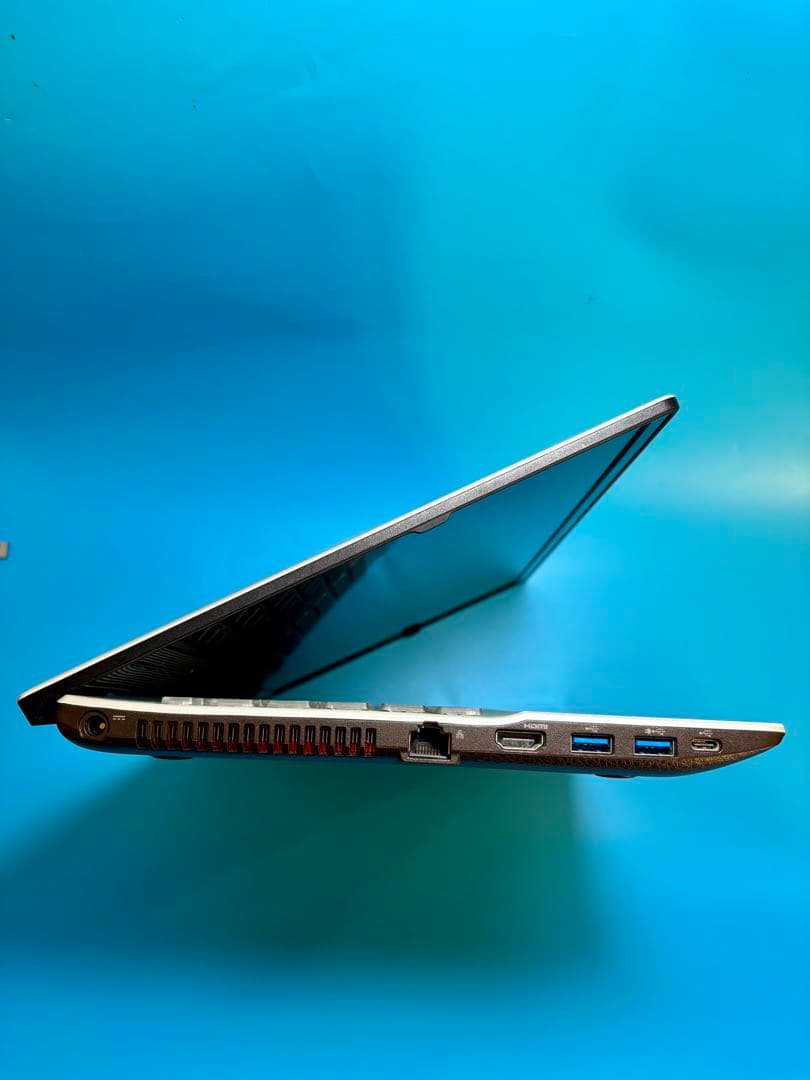 富士通 LIFEBOOK AH55/E3 i7 1165G7 32GB 2TB