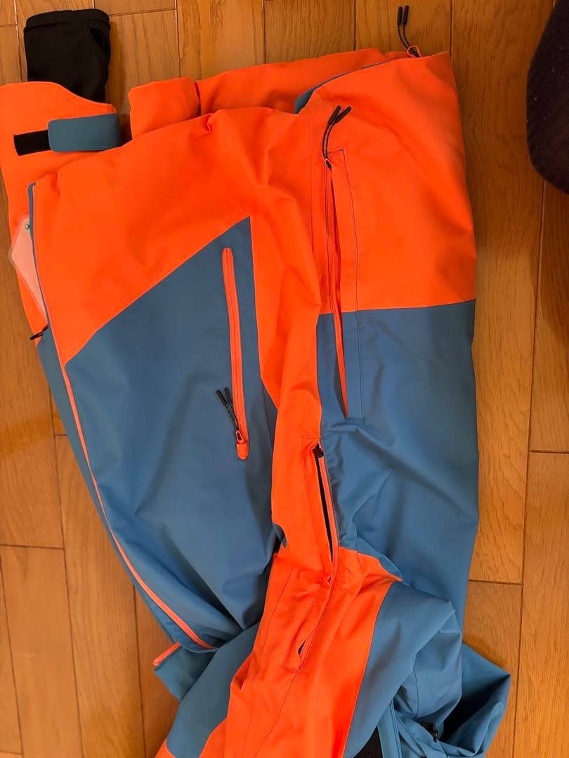 ミズノスキーウェア上下 XL カタログ外品MIZUNO\オンヨネ オガサカ