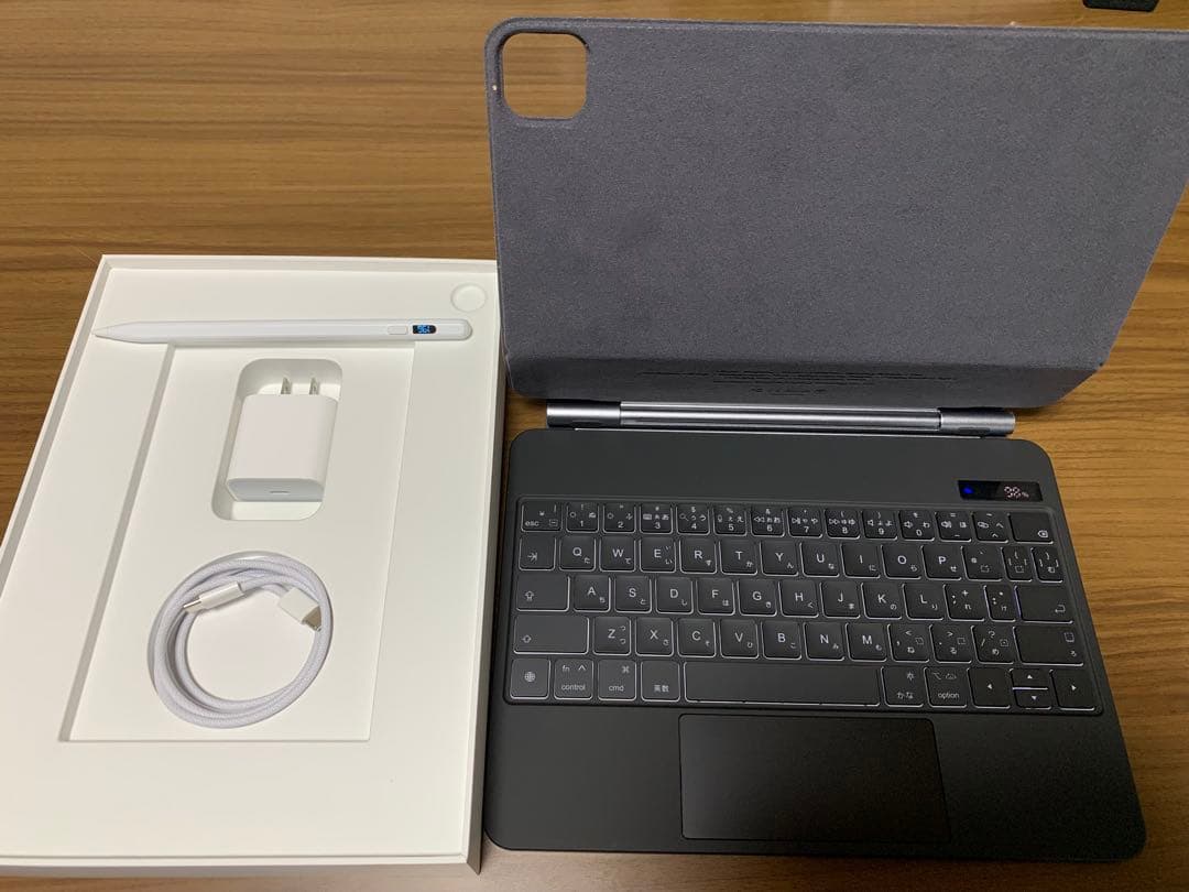 【周辺機器多数】iPad Air (M2) 11インチ 256GB WIFI