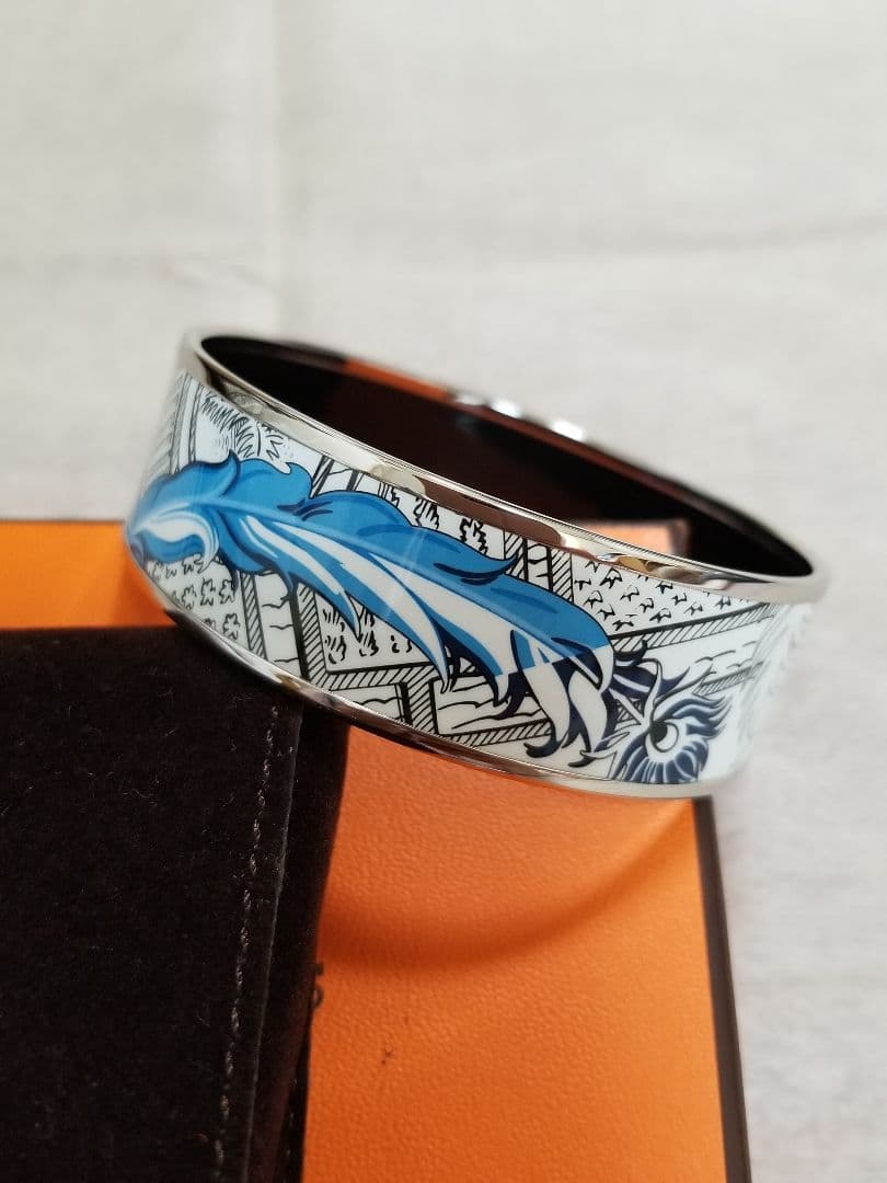 HERMES　バングル　エマイユ