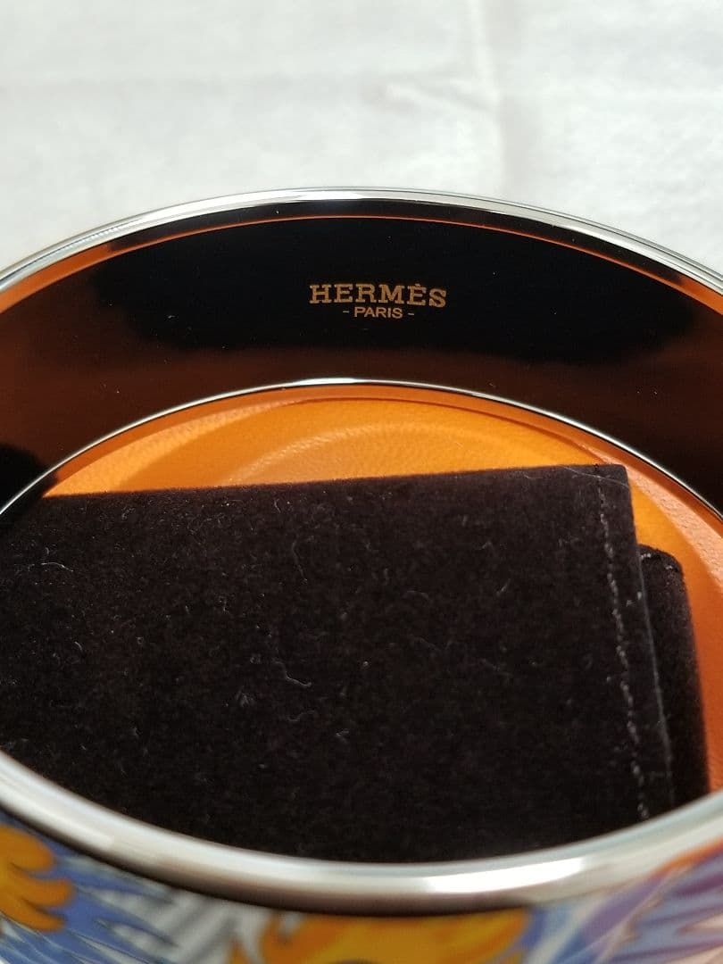 HERMES　バングル　エマイユ