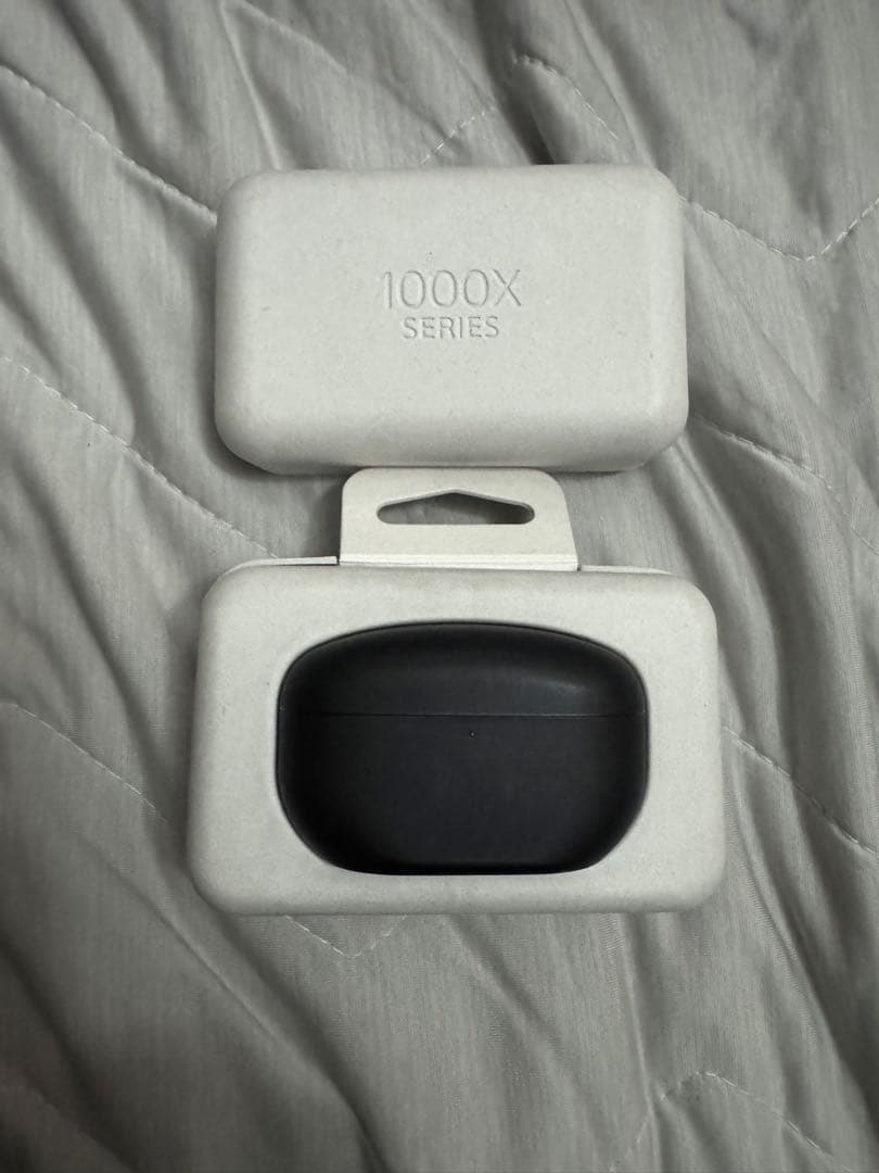 こ*ぶ様 SONY WF-1000XM5 ノイズキャンセリングイヤホン　美品