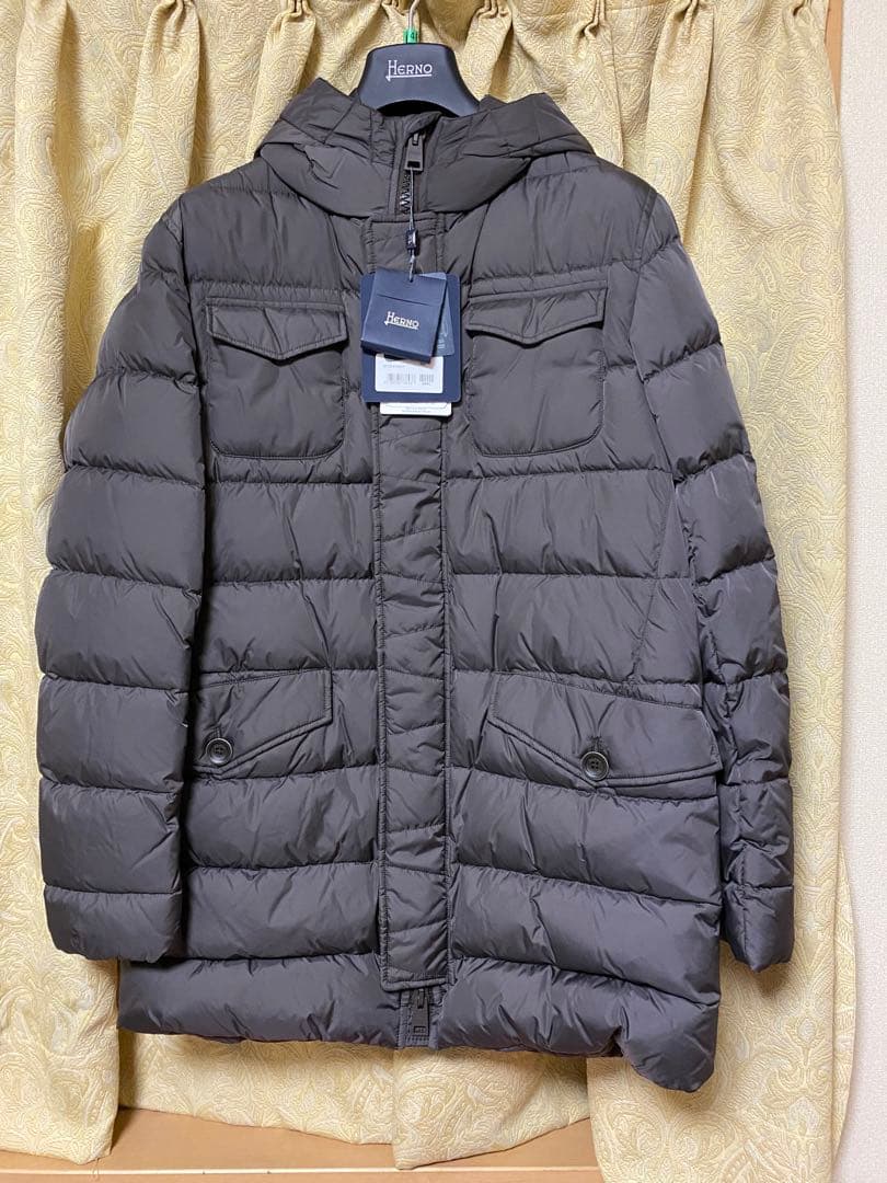 HERNO ヘルノ　POLAR TECH 4ポケットフードダウンジャケット