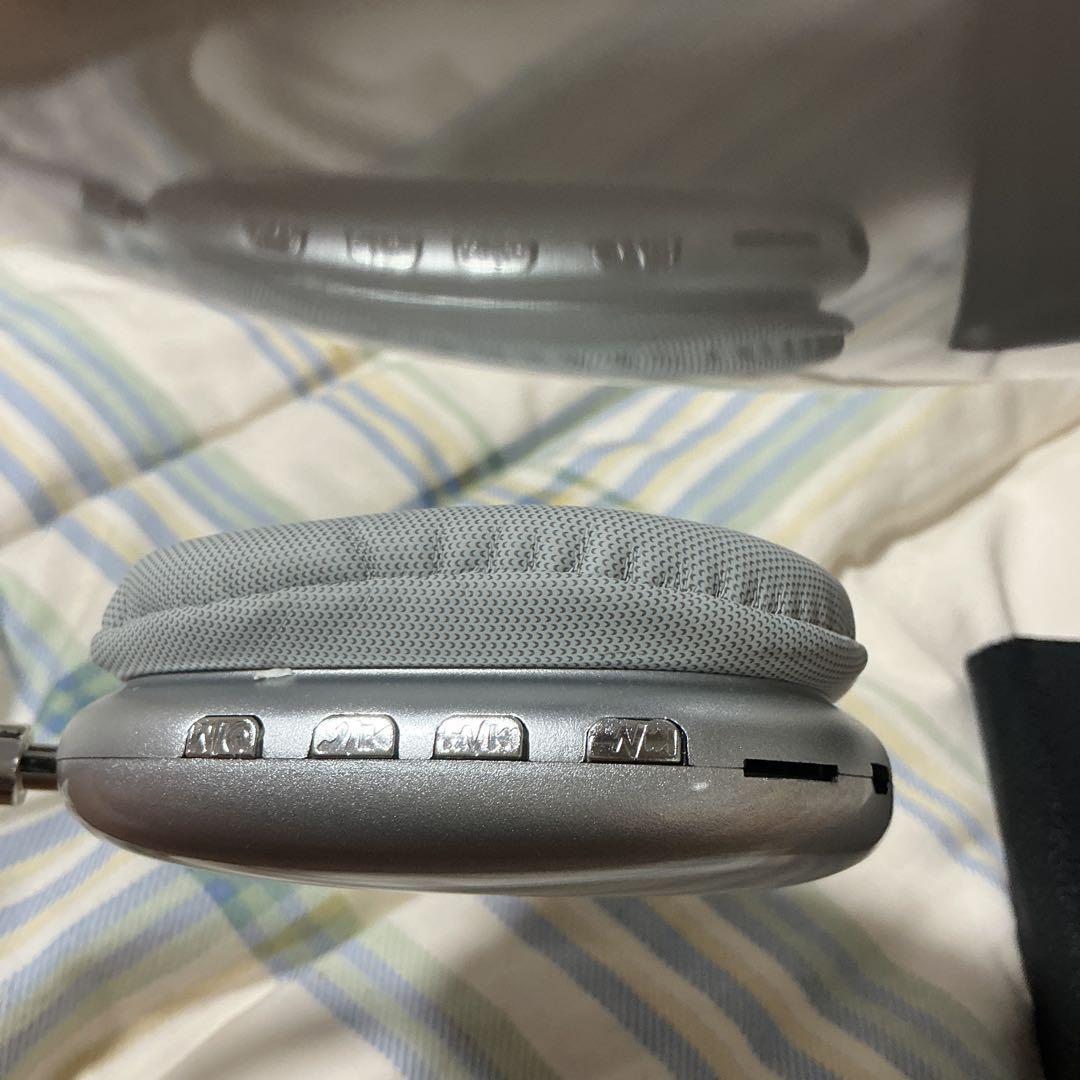 ワイヤレスヘッドホン グレー オーバーイヤー