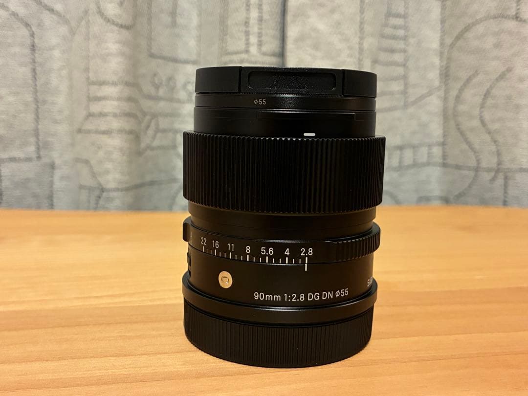 美品 SIGMA 90mm F2.8 DG DN Lマウント プロテクター付