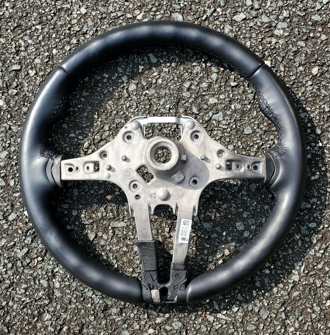  純正Mスポーツステアリングホイール F20 F30 120 320
