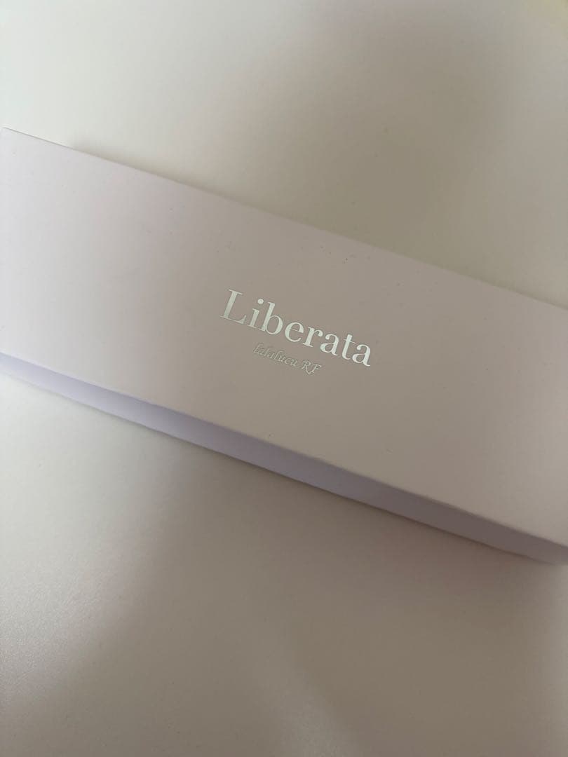 美品　Liberata リベラータ　ララルーチェ　RF 美顔器　お値下げ不可⭐︎