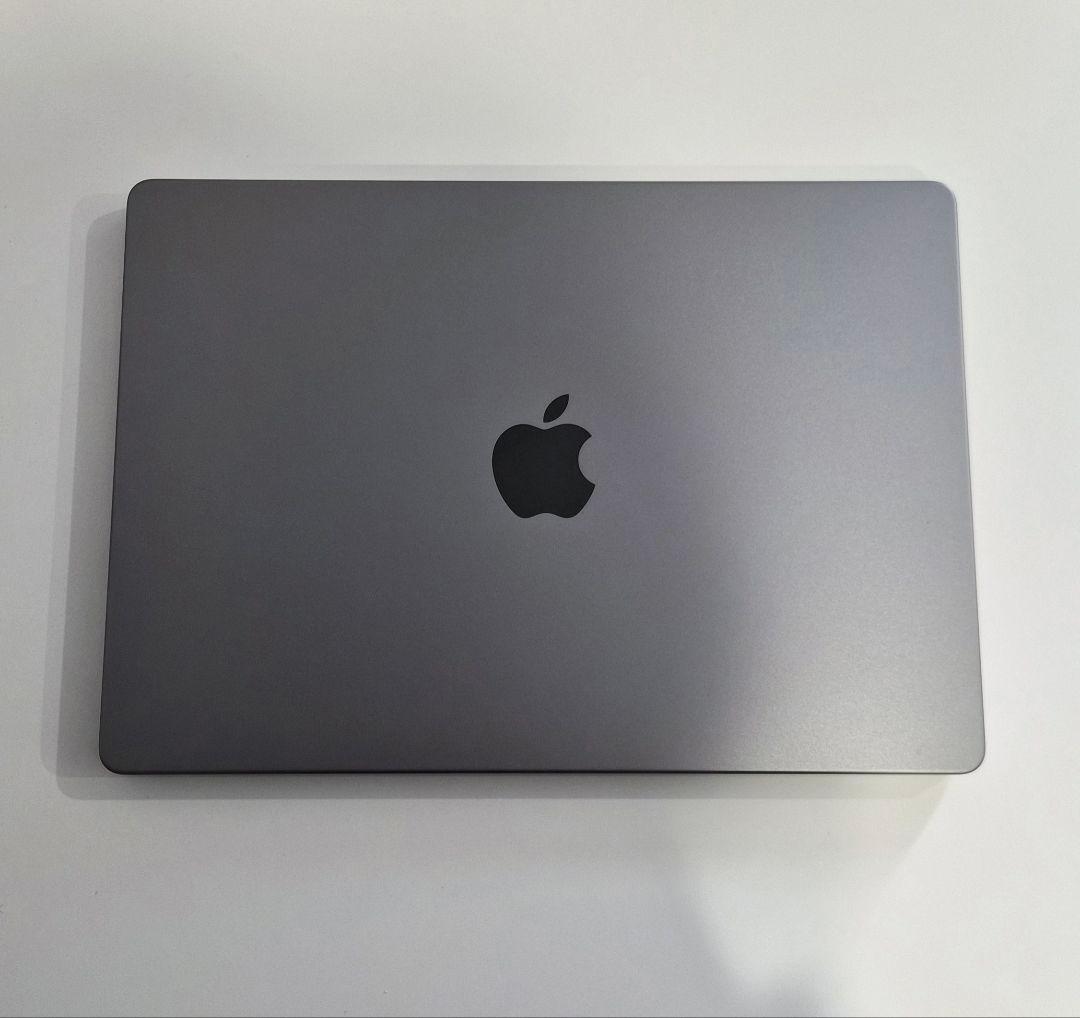 Apple MacBook Pro M1 14インチ 10コア　32GB 2TB