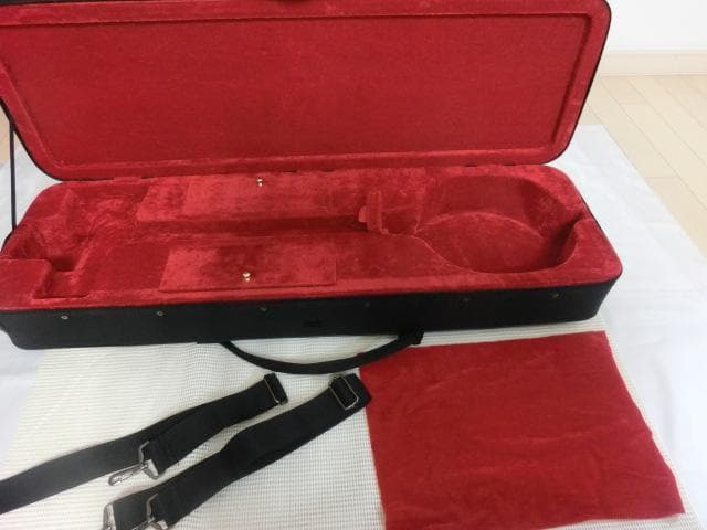 良質な沖縄三線用セミハードケース　持ち運び便利な上等ケース　新品未使用　送料無料