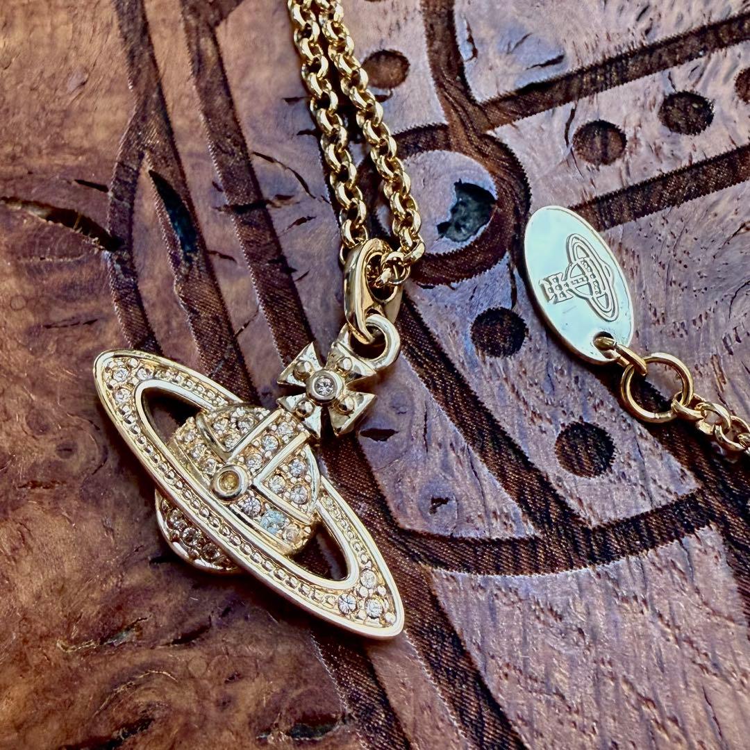 正規品/美品Vivienne Westwood オーブ バスレリーフ ネックレス