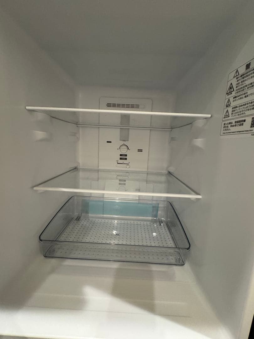 シャープ　SHARP 冷凍冷蔵庫　　　SJ-D15P-H 黒色　152L