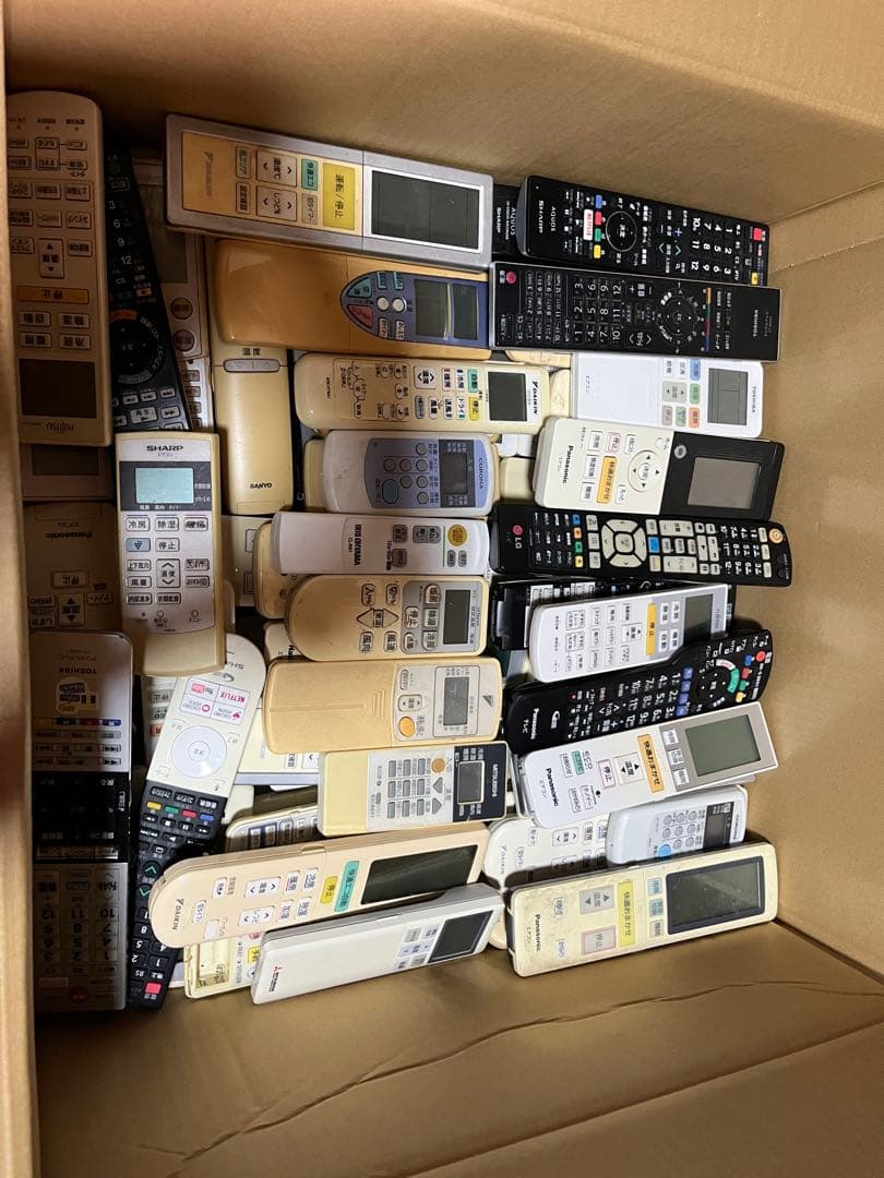 リモコンまとめ売り　約200個