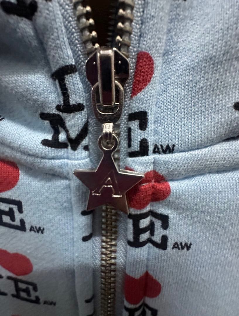 廃盤　Ashley Williams I ♥︎ ME 水色　パーカー