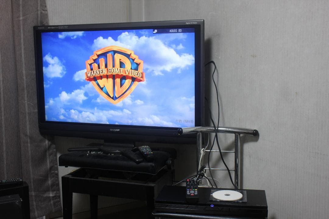 【内部清掃済み】SHARP ブルーレイBD-NS520　500GB リモコン