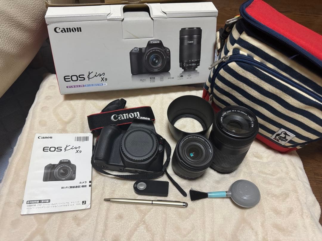 【大幅値下げ】Canon EOS Kiss X9 一眼レフカメラ美品【即購入可】