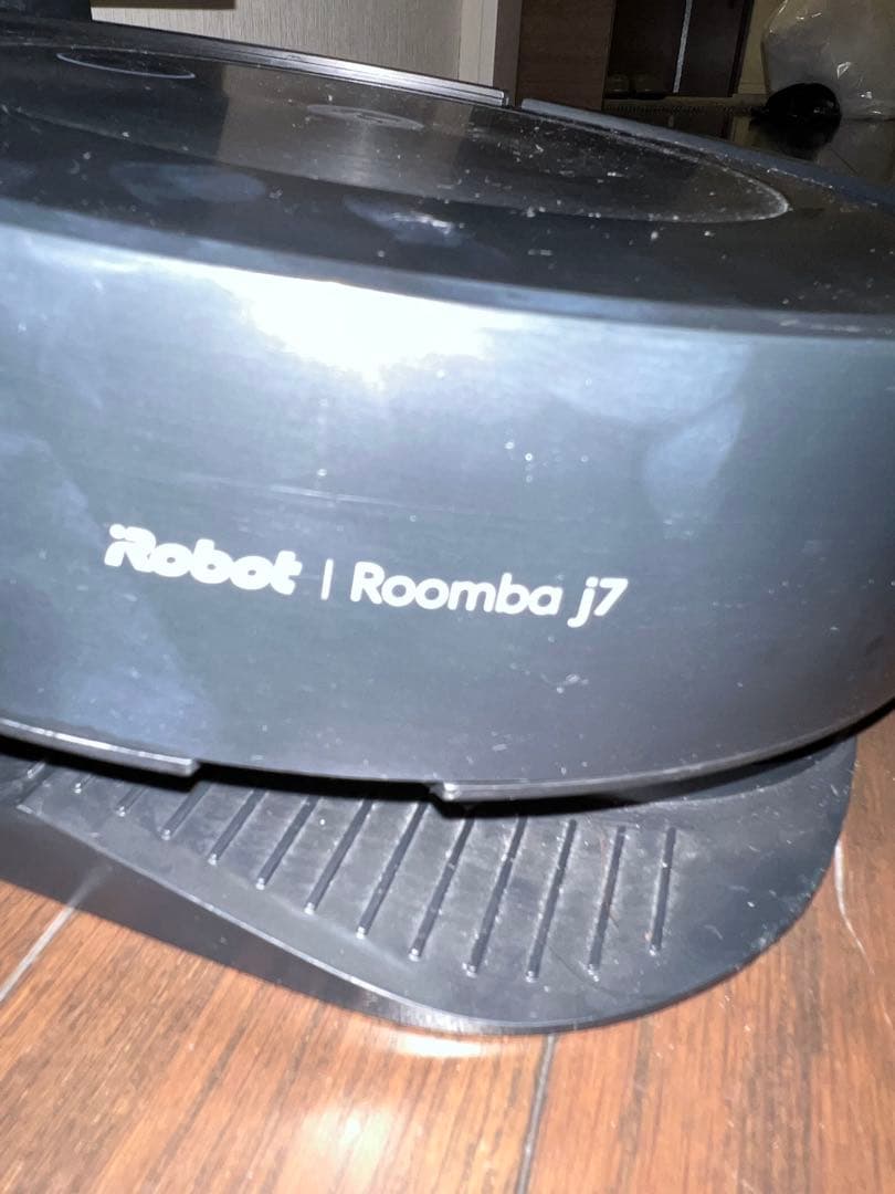 【ジャンク品】アイロボット IRobot ルンバ j7+