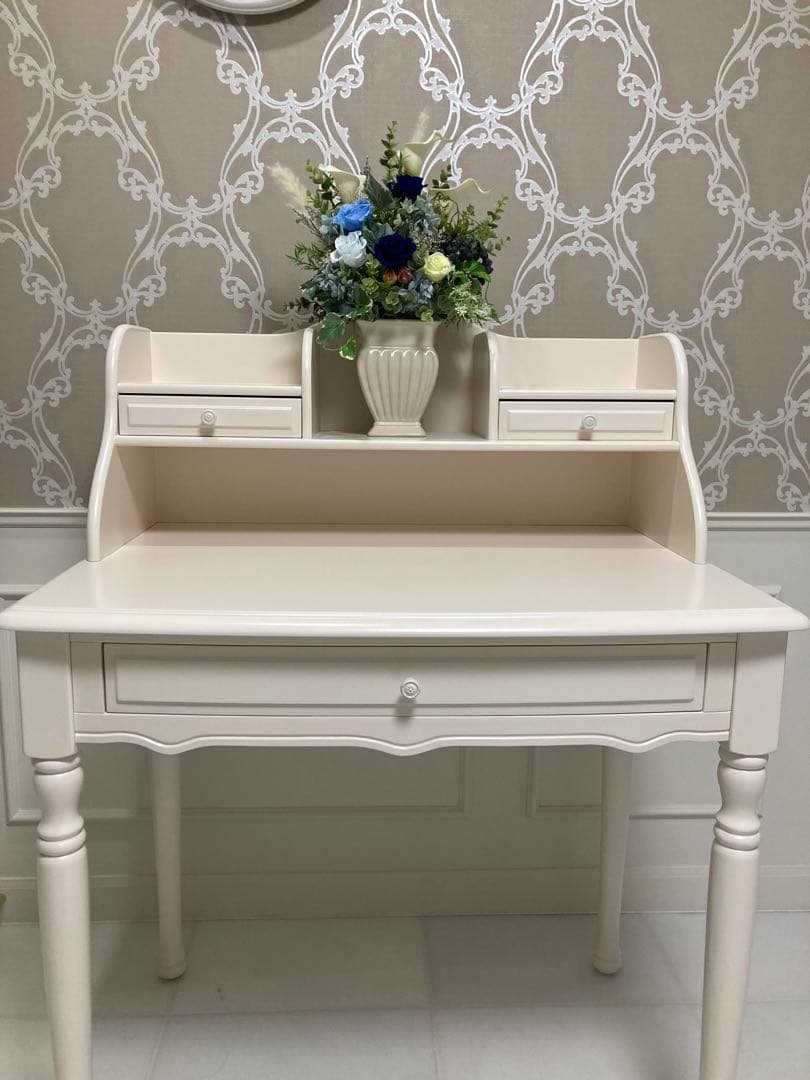 【本日値下げ中】アンティークデスク 収納付き