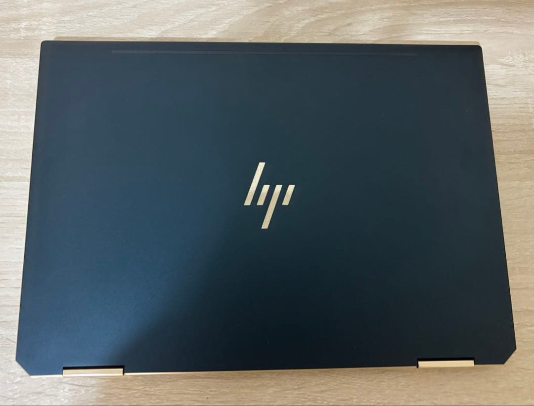 HP Spectre x360 13-aw 13.3インチ