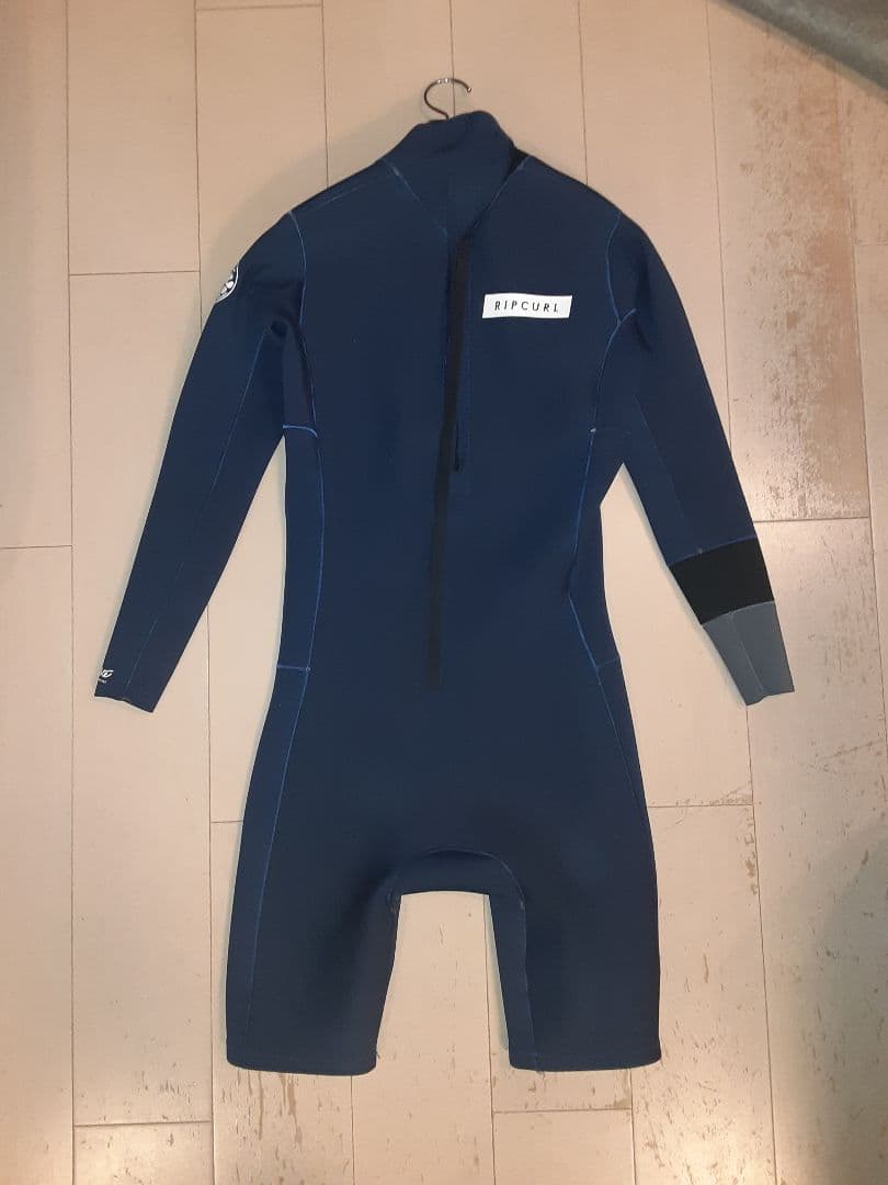 リップカール　ウェットスーツ　M・ML　ネイビー　ロングスリーブスプリング