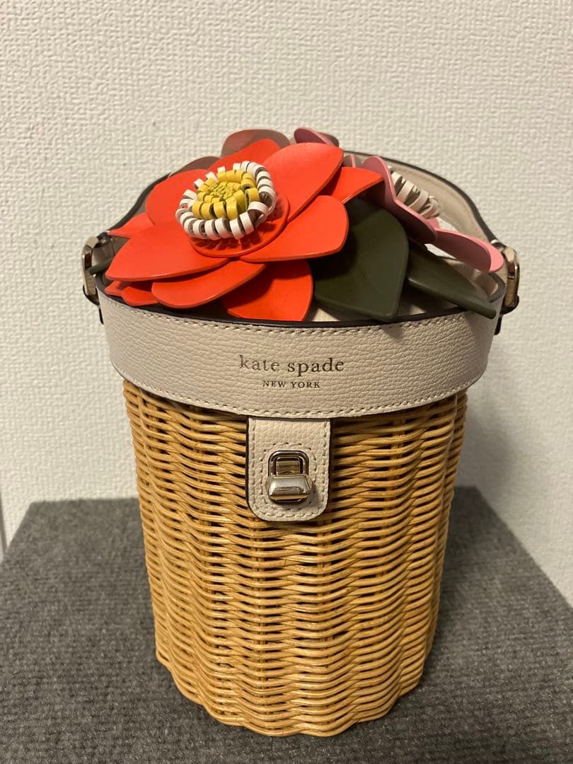 kate spade フラワー装飾 かごバッグ
