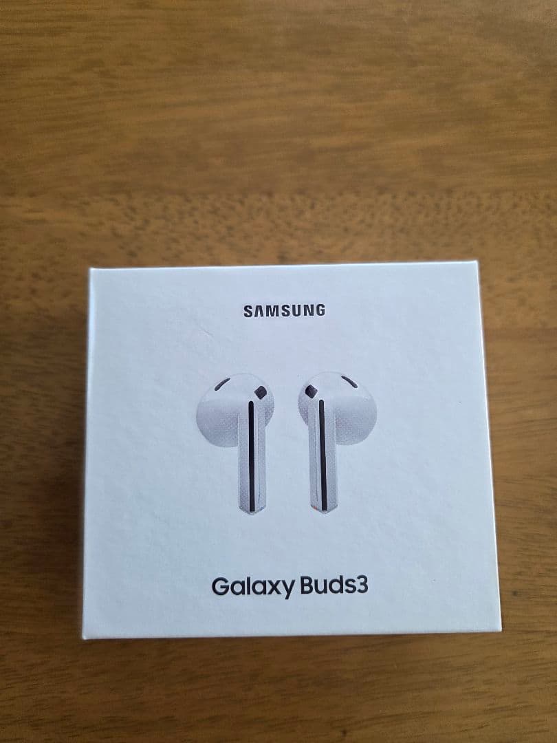 Samsung Galaxy Buds3 ワイヤレスイヤホン　オマケ付き