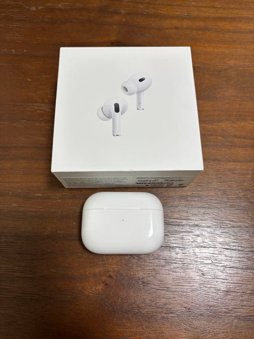 アップル MagSafe充電ケース付 AirPodsPro 第2世代