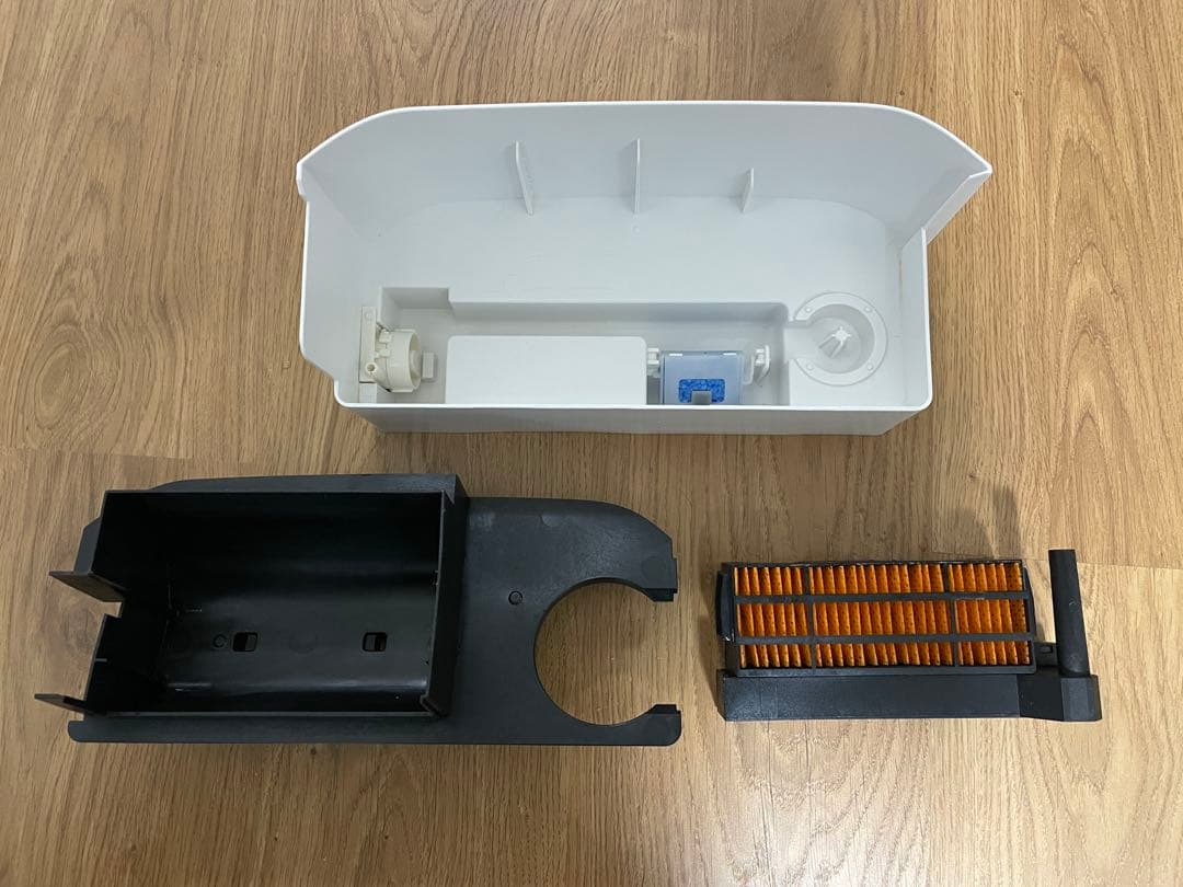 SHARP　HK-RK-12-W プラズマクラスター加湿セラミックファンヒーター