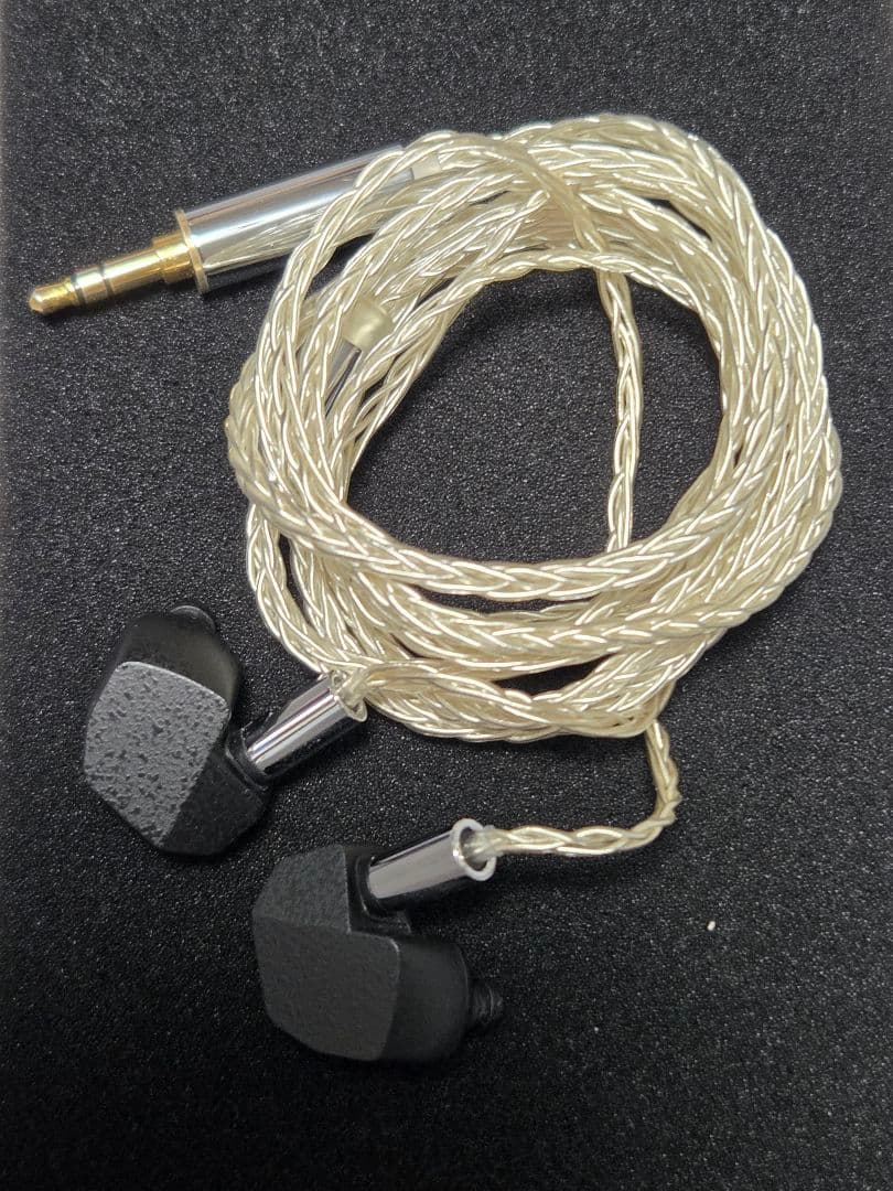 イヤホン Final A5000