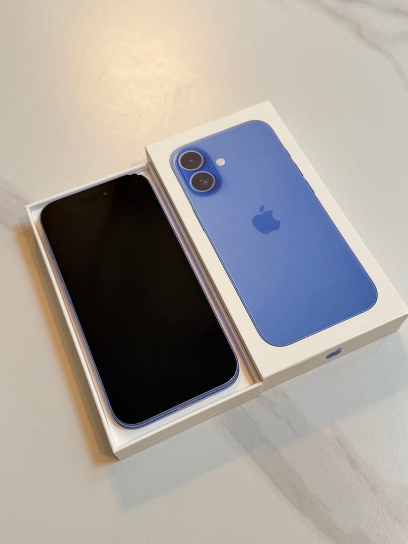 Apple iPhone16 ブルー 本体