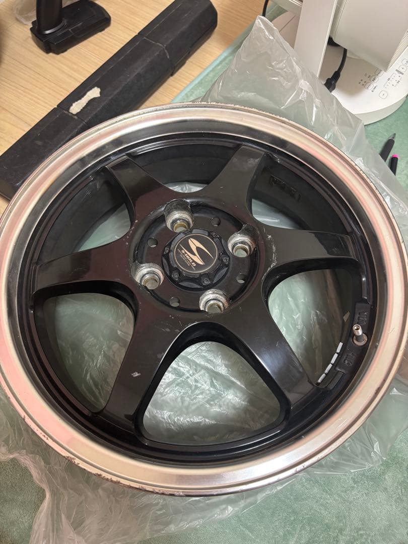 15インチ 4穴 5J 4本 直接引き取り限定でお願いします 値下げ致しました