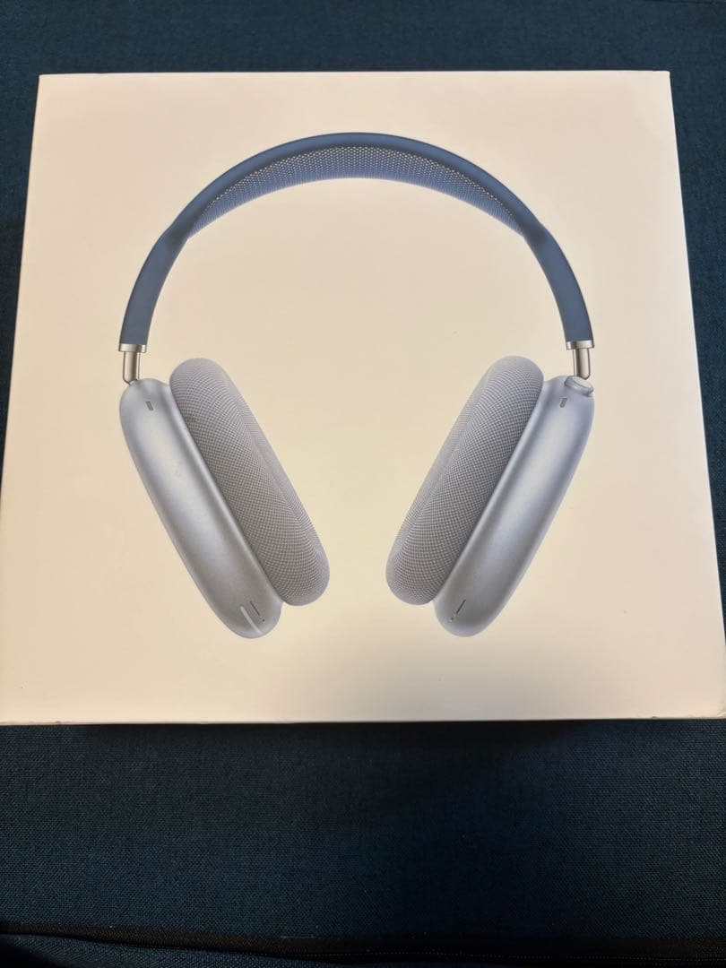 ヘッドホン Apple AirPods max