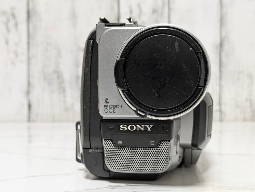 ② SONY　DCR-TRV310　Digital8　8mm対応　セット