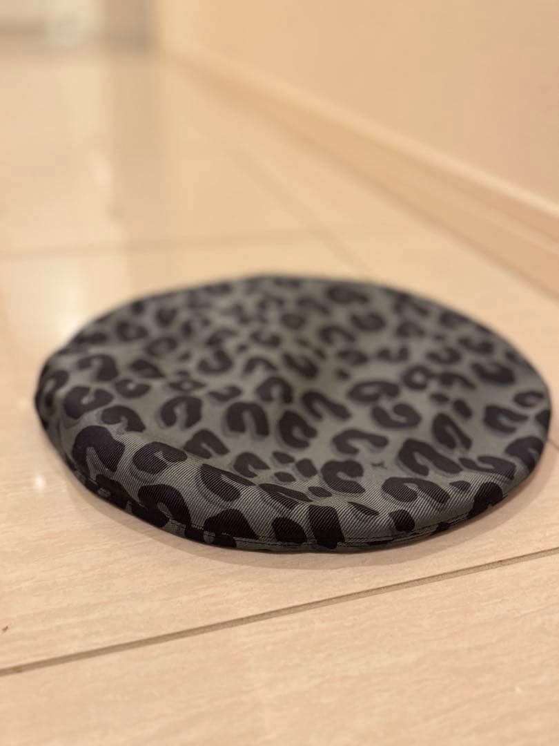 flowerルイヴィトンヒョウ柄ベレー帽