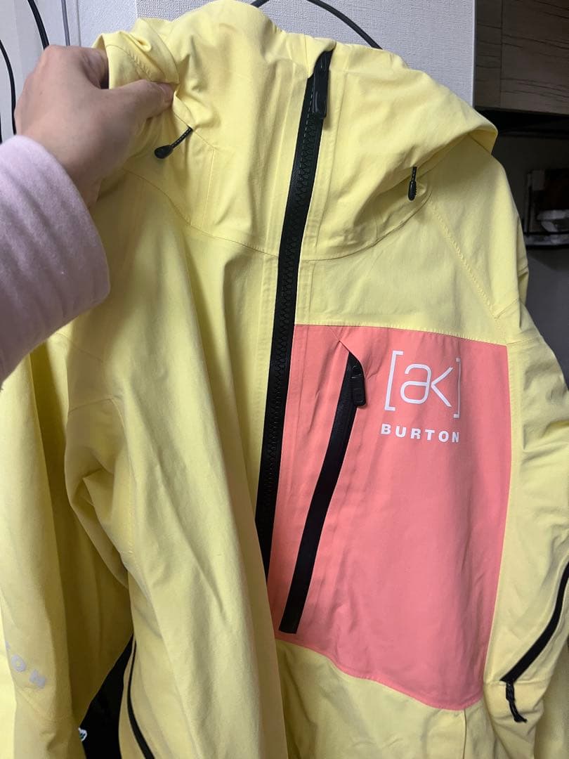 Burton スノーボードウェア フード付き