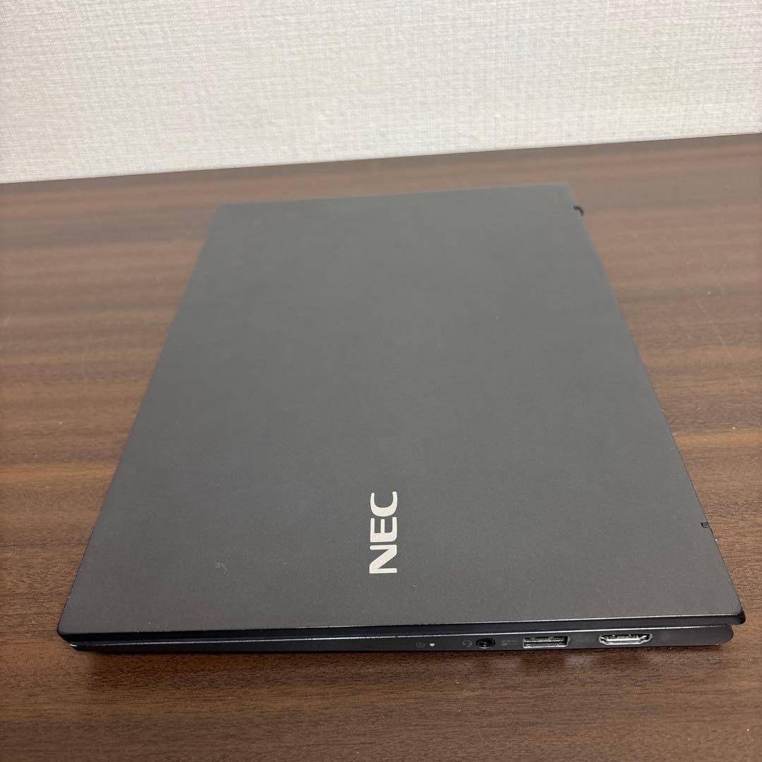 第10世代CPU！起動時間約10秒！超軽量&超高性能NEC製13.3型モバイル