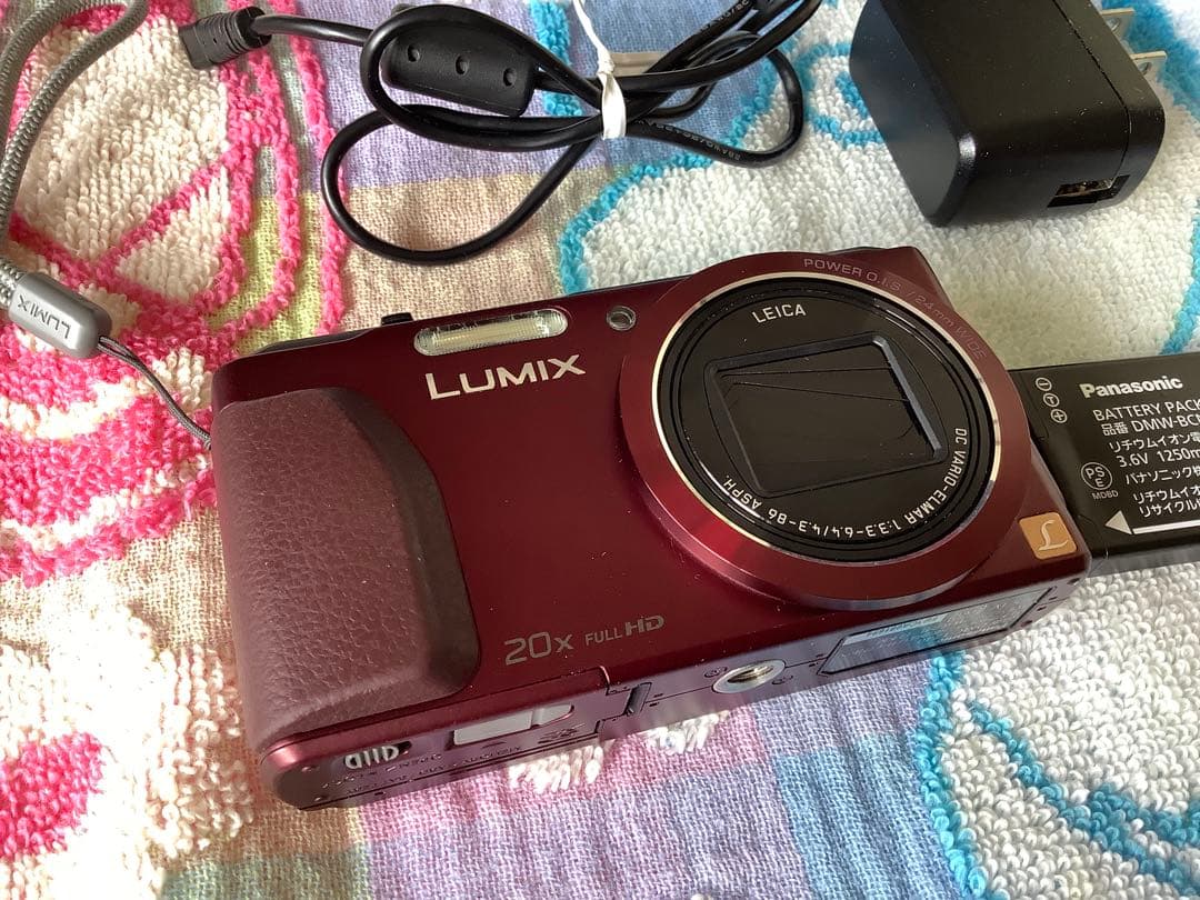 美品 Panasonic デジタルカメラDMC-TZ40-R Wi-Fi GPS
