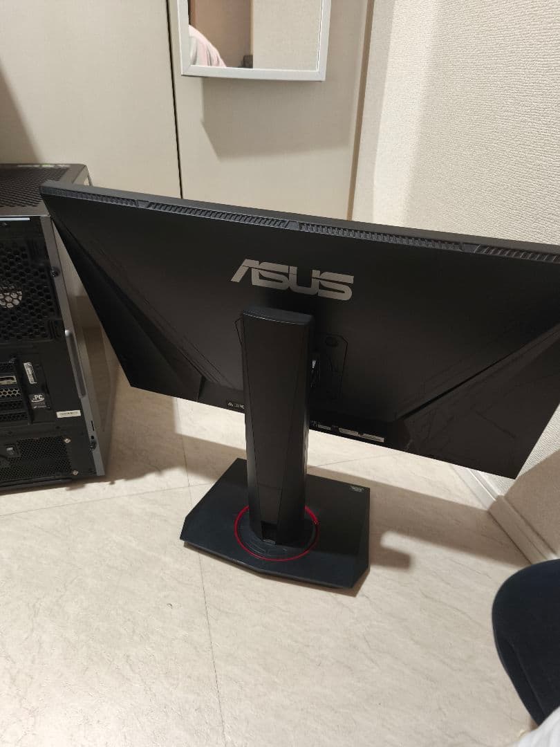 ASUS ブラック ディスプレイ 本体