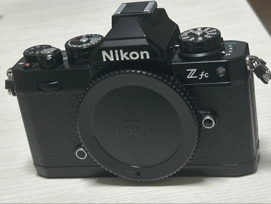 Nikon zfc ボディ　ブラック