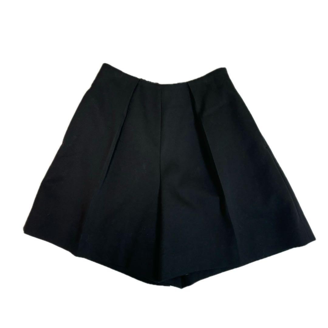 【新品同様】 bow.a ボウエー タックショートパンツ FREE ブラック