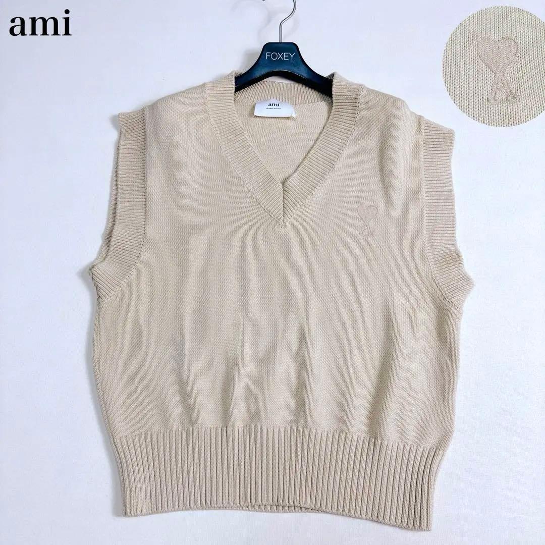 美品✨ami Vネックニットベスト ロゴ刺繍 ハート リブ F