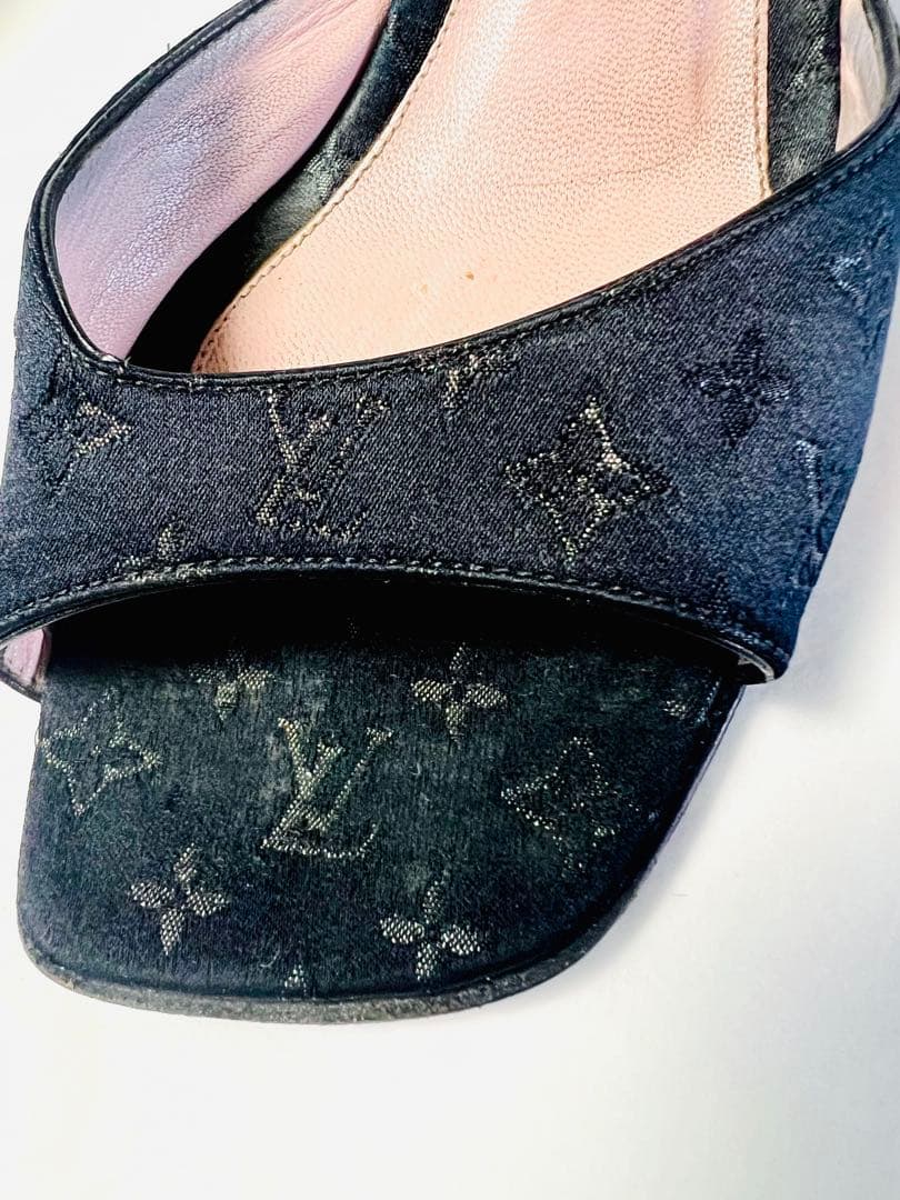 LOUIS VUITTON　ブラックモノグラム　オープントゥミュール　サンダル