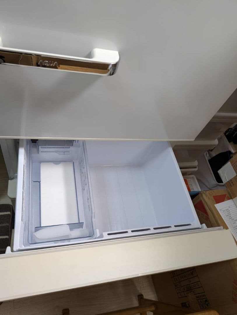 美品 AQUA 冷凍庫 AQR-SV24H(W) 238L 自動製氷付き