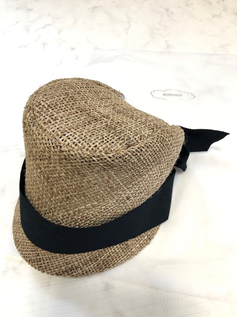 【新品未使用】【お値下げ】kubomi クボミ 麦わら帽子　58cm(大人用)